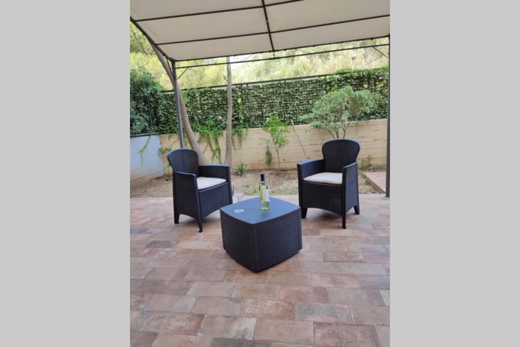 דירות מסינה Casa Di Aida מראה חיצוני תמונה