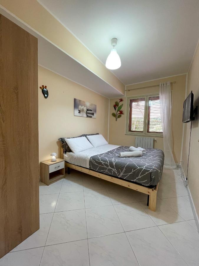 דירות מסינה Casa Di Aida מראה חיצוני תמונה